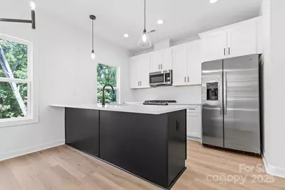 3956 Hager Drive, Charlotte, NC 28208 - Photo 4