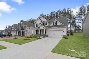 141 Rhuidean Ct, Troutman, NC 28166 - Photo 4