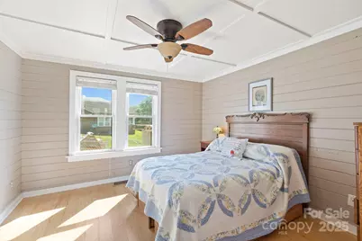 31 Abbott Road, Clyde, NC 28721 - Photo 16