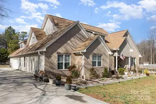 4321 Rolling Acres Rd, Charlotte, NC 28213 - Photo 2