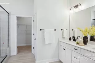 7665 Bainbridge Rd, Sherrills Ford, NC 28673 - Photo 16