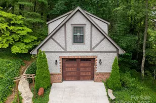 91 Carter Cove Rd, Asheville, NC 28804 - Photo 34