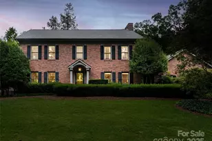 91 Carter Cove Rd, Asheville, NC 28804 - Photo 2