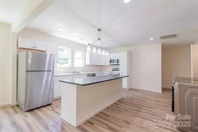 506 E Marion Street, Shelby, NC 28150 - Photo 2