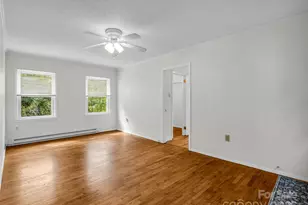 6 Beech St, Black Mountain, NC 28711 - Photo 10