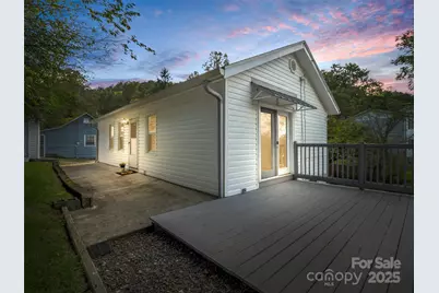 6 Beech Street, Black Mountain, NC 28711 - Photo 2