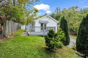 6 Beech St, Black Mountain, NC 28711 - Photo 4