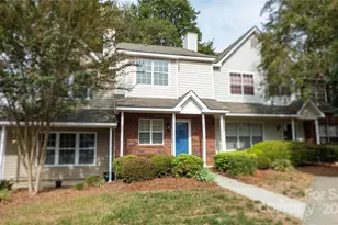 9105 Exbury Ct, Charlotte, NC 28269 - Photo 4