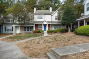 9105 Exbury Ct, Charlotte, NC 28269 - Photo 2