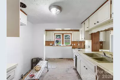 505 E Main Street, Burnsville, NC 28714 - Photo 16