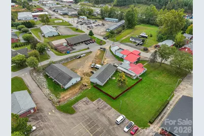 505 E Main Street, Burnsville, NC 28714 - Photo 6