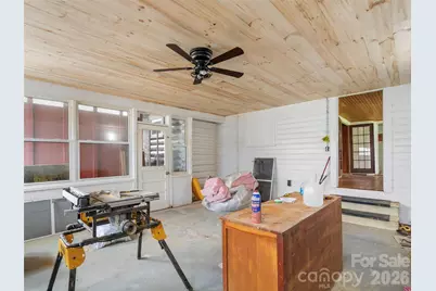 505 E Main Street, Burnsville, NC 28714 - Photo 22