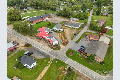 505 E Main Street, Burnsville, NC 28714 - Photo 4