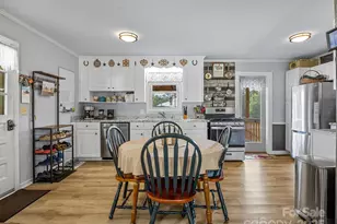 12 Lister Rd, Taylors, SC 29687 - Photo 10