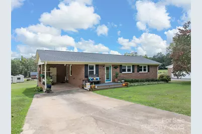 12 Lister Road, Taylors, SC 29687 - Photo 2