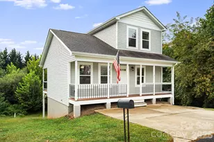 1 Red Clover Dr, Candler, NC 28715 - Photo 2