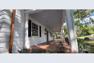724 W Warren Street, Shelby, NC 28150 - Photo 2