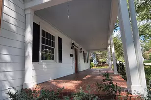 724 W Warren St, Shelby, NC 28150 - Photo 2