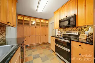 609 2nd St NE, Hickory, NC 28601 - Photo 24