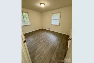 1424 Wembley Drive, Charlotte, NC 28205 - Photo 38