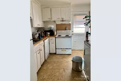 1424 Wembley Drive, Charlotte, NC 28205 - Photo 34