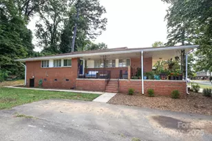 1424 Wembley Dr, Charlotte, NC 28205 - Photo 8