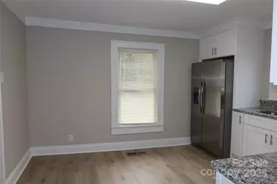 716 E Main Street, Maiden, NC 28650 - Photo 10