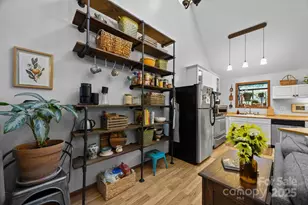 70 N Garden Ct, Fletcher, NC 28732 - Photo 20