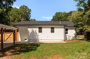 2900 Enfield Rd, Charlotte, NC 28205 - Photo 30