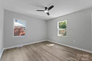 2900 Enfield Rd, Charlotte, NC 28205 - Photo 18