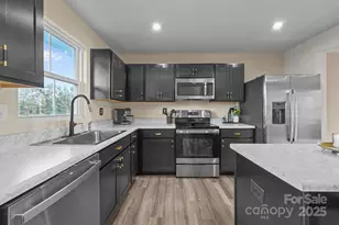 6233 Cutwater Cir, Charlotte, NC 28269 - Photo 8