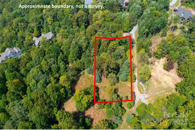 1043 Somersby Parkway, Hendersonville, NC 28739 - Photo 14