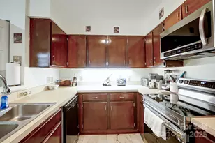 4816 Spring Lake Dr, Charlotte, NC 28212 - Photo 8