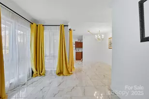 4816 Spring Lake Dr, Charlotte, NC 28212 - Photo 6