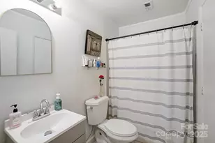 4816 Spring Lake Dr, Charlotte, NC 28212 - Photo 20