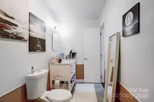 4816 Spring Lake Dr, Charlotte, NC 28212 - Photo 16