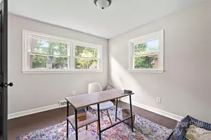 5442 Kinsale Ln, Charlotte, NC 28215 - Photo 14