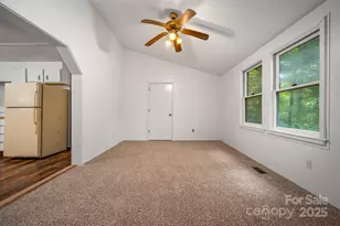 102 Windwood Hill Rd, Hendersonville, NC 28739 - Photo 16