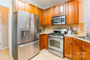 2065 Calloway Pines Dr, Tega Cay, SC 29708 - Photo 8