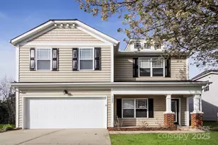 5229 Stowe Derby Dr, Charlotte, NC 28278 - Photo 2