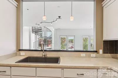 475 S Church Street #A, Hendersonville, NC 28792 - Photo 12