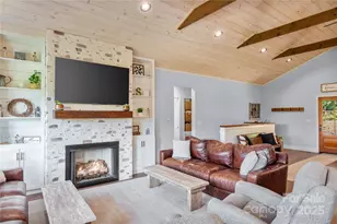 100 Kinloch Ln, Clyde, NC 28721 - Photo 6