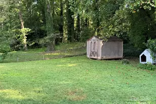 1922 Elmwood Dr, Gastonia, NC 28054 - Photo 4