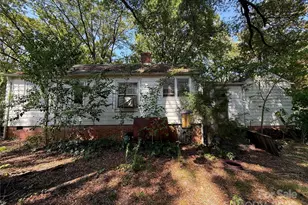 2412 Beacon St, Charlotte, NC 28205 - Photo 2