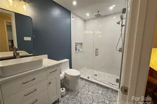 1419 Stoneyridge Dr, Charlotte, NC 28214 - Photo 36