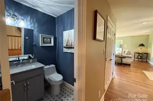 1419 Stoneyridge Dr, Charlotte, NC 28214 - Photo 16