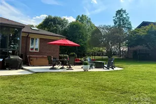 1419 Stoneyridge Dr, Charlotte, NC 28214 - Photo 10