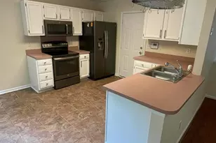 685 Continental Dr, Concord, NC 28025 - Photo 10