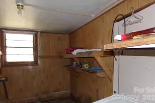 1905 Little Creek Rd, Burnsville, NC 28714 - Photo 14