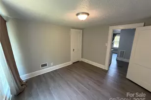 4216 N Center St, Hickory, NC 28601 - Photo 26